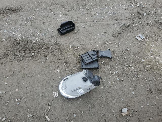 2001 Volkswagen New Beetle Gl VIN: 3VWBT21C41M404337 Lot: 56205954