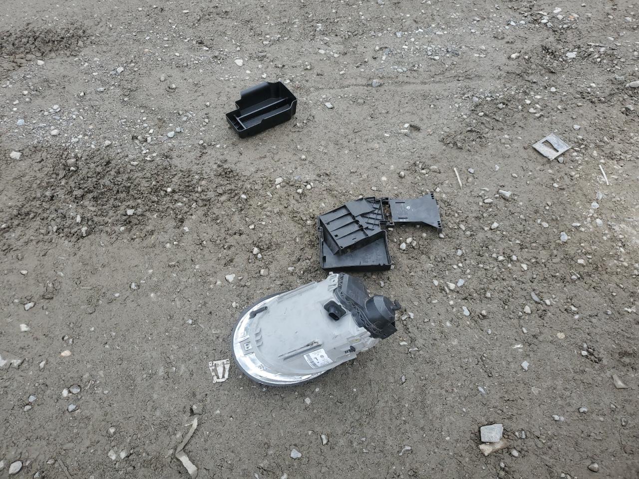 3VWBT21C41M404337 2001 Volkswagen New Beetle Gl