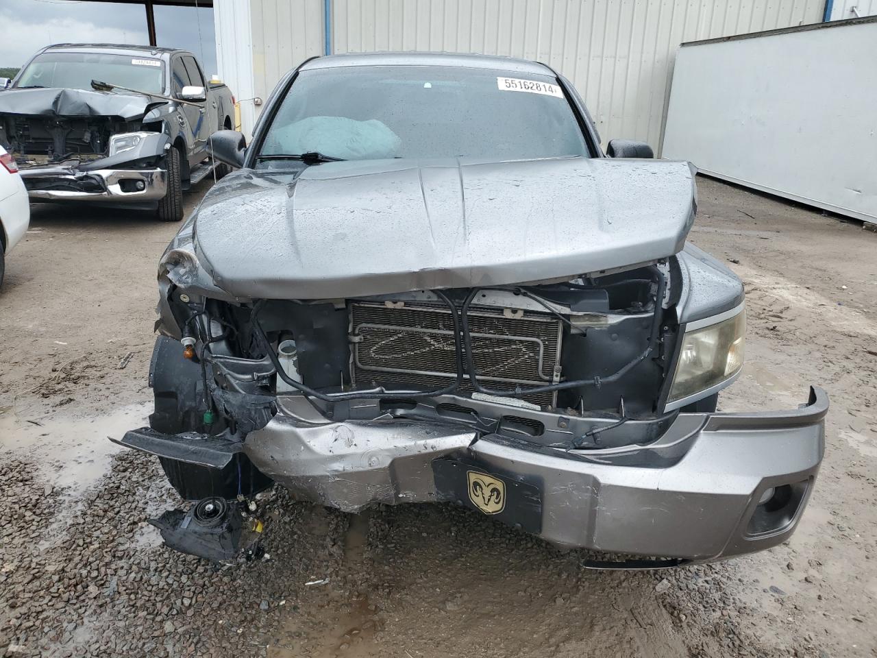 1D7RE3GK4BS673713 2011 Dodge Dakota Slt