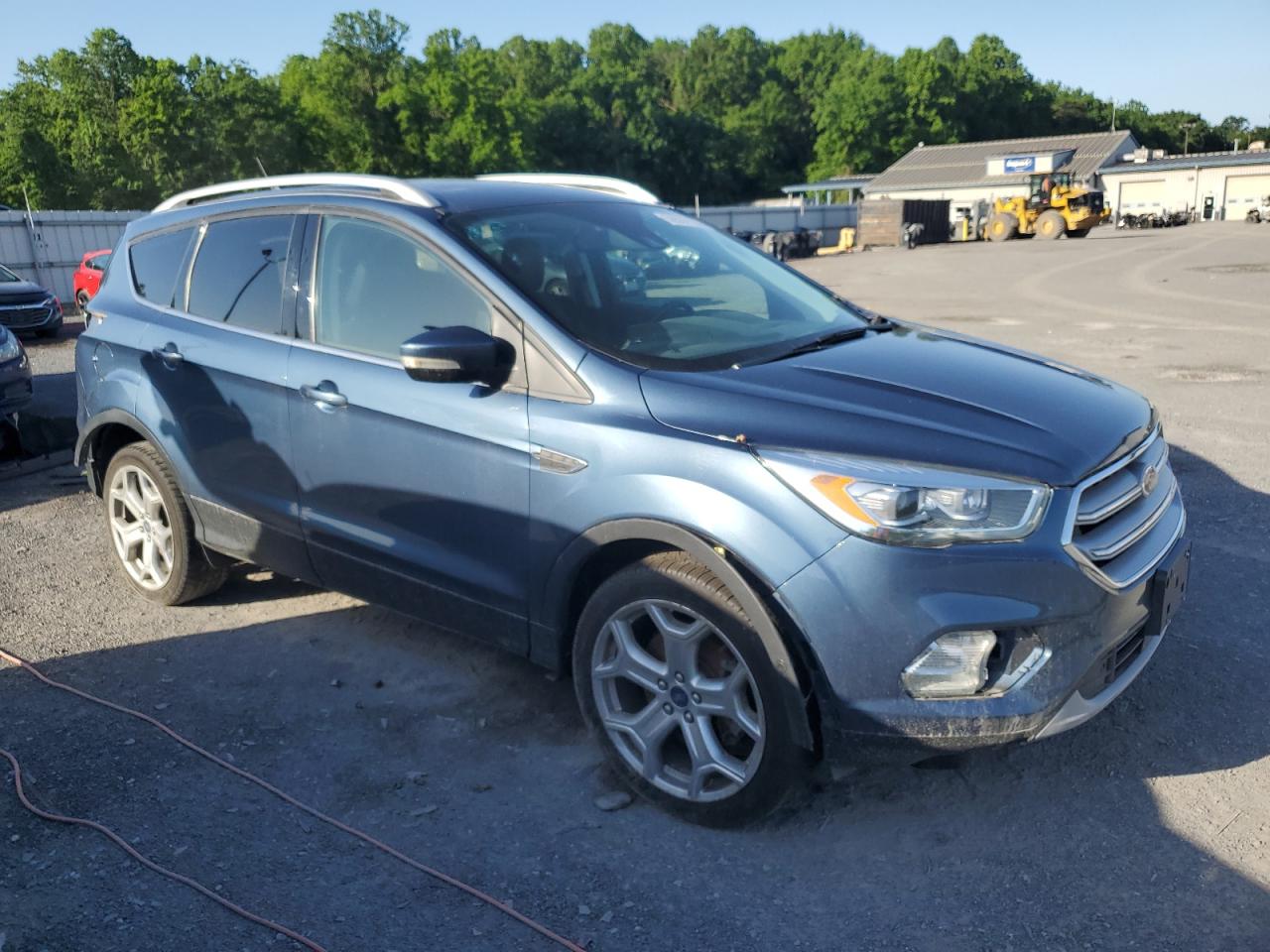 1FMCU9J9XJUA79914 2018 Ford Escape Titanium