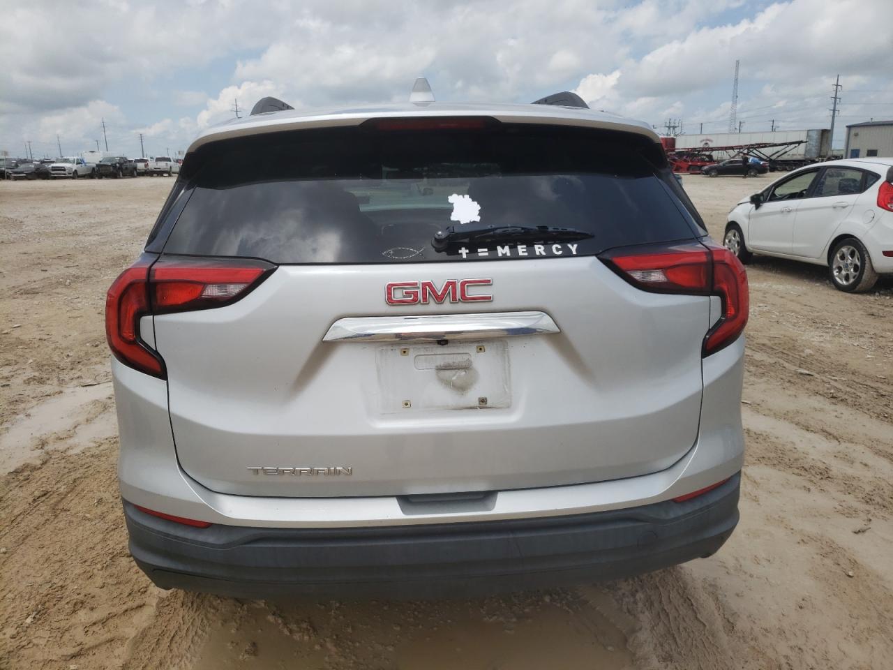 3GKALMEV4JL326528 2018 GMC Terrain Sle