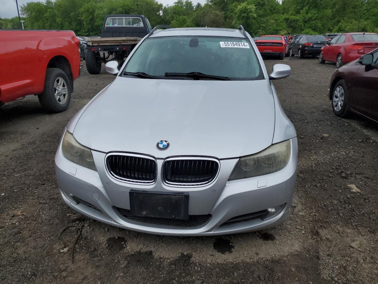 WBAUU33549A540194 2009 BMW 328 Xit