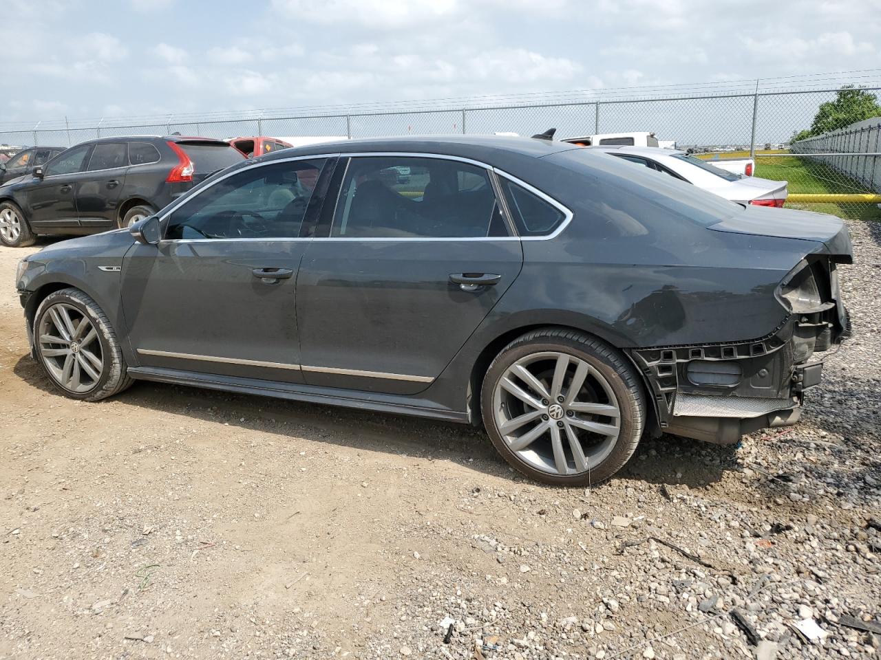 1VWDT7A33HC050439 2017 Volkswagen Passat R-Line