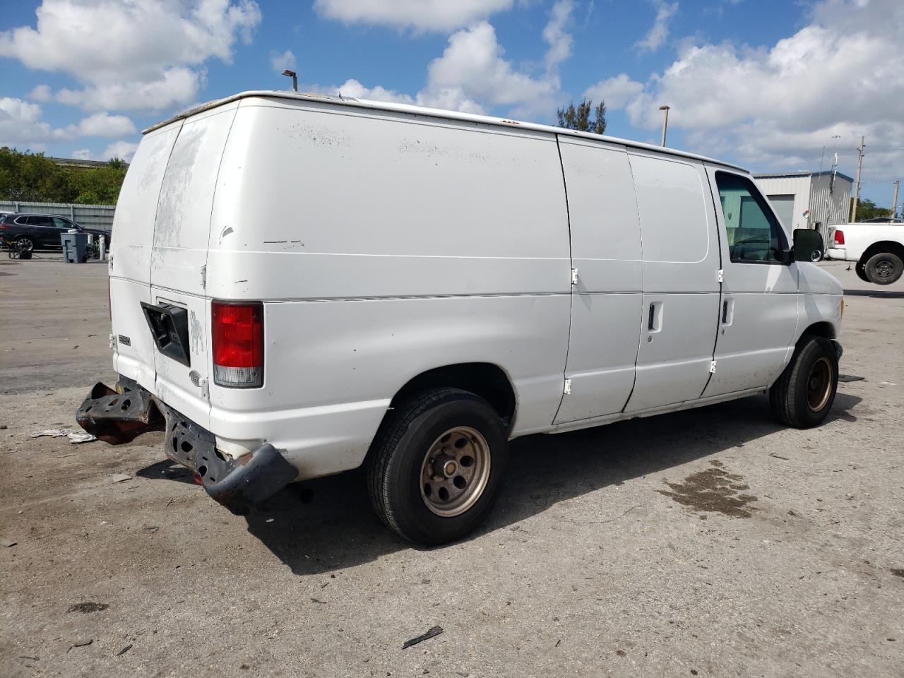 1FTRE1424XHC19985 1999 Ford Econoline E150 Van