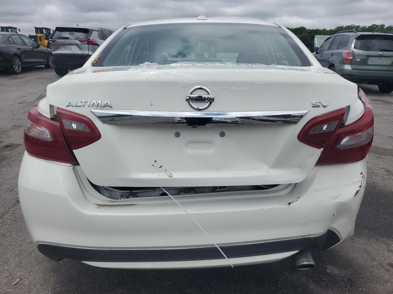 1N4AL3AP8JC239634 2018 Nissan Altima 2.5