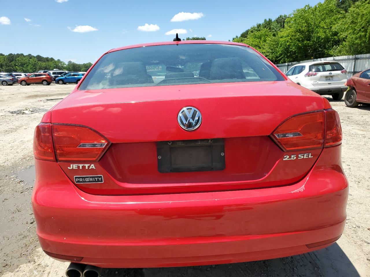 3VWGZ7AJXBM073183 2011 Volkswagen Jetta Sel