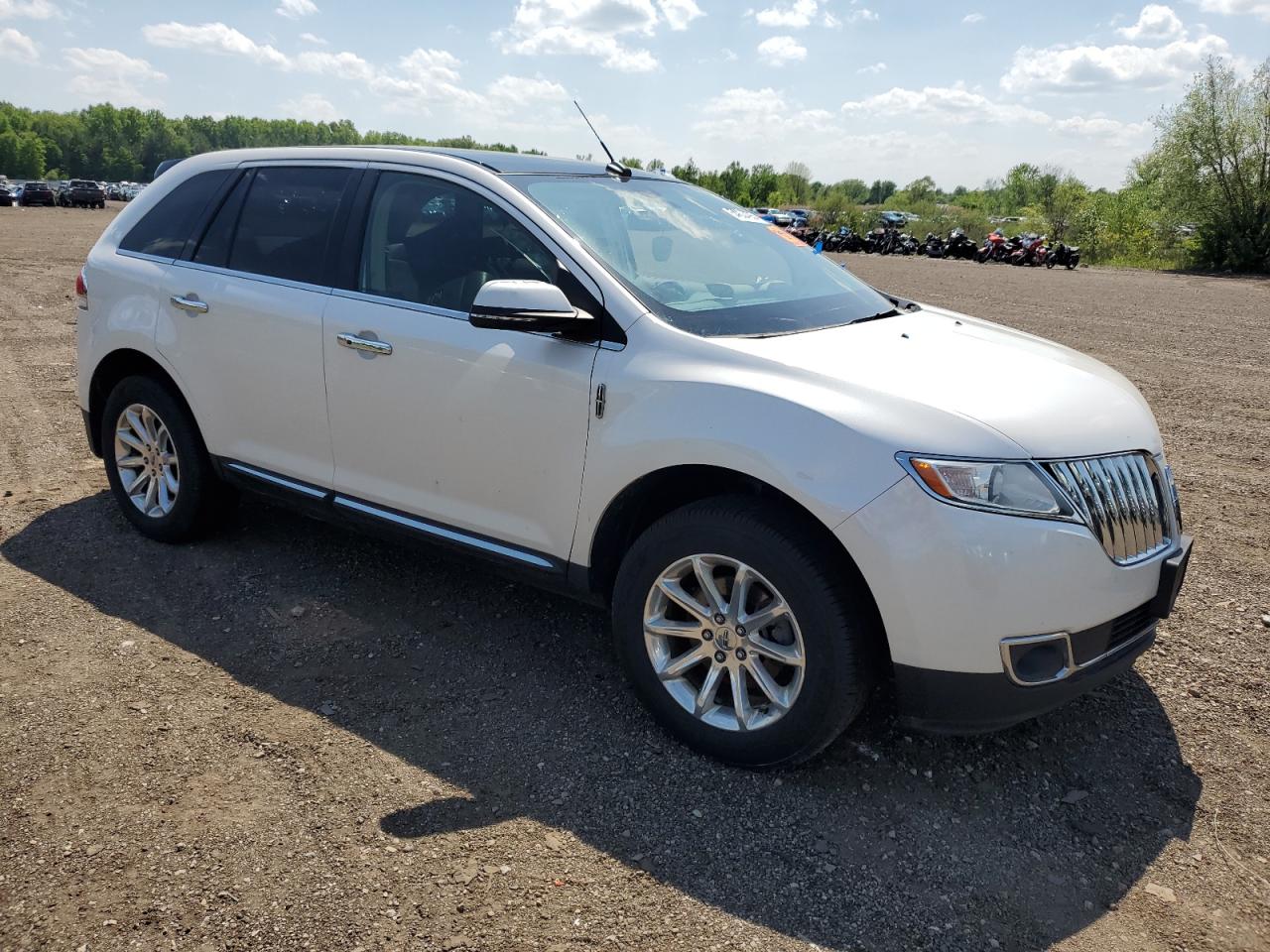 2LMDJ8JK0EBL17487 2014 Lincoln Mkx