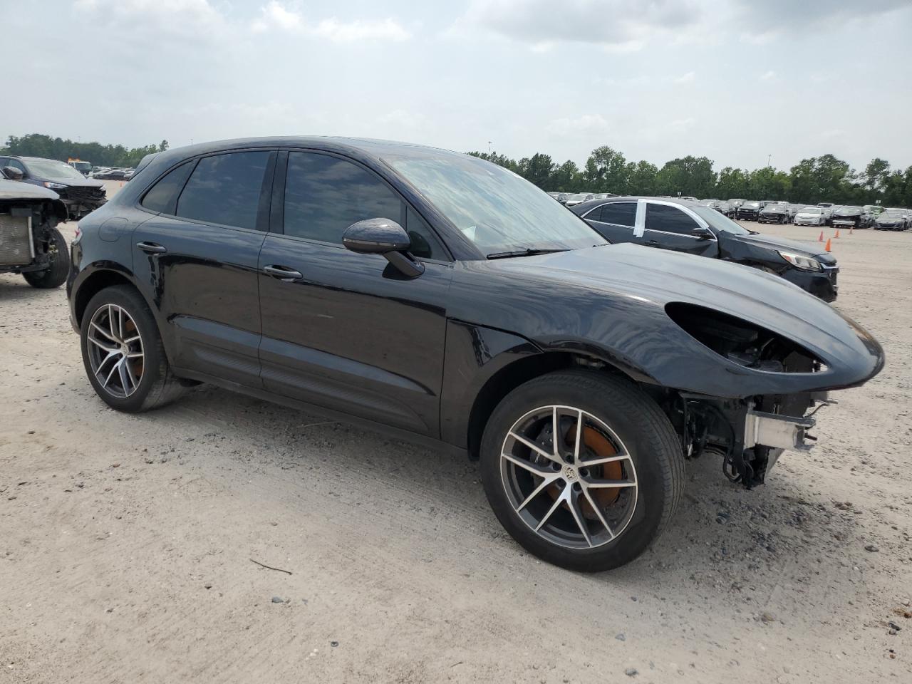 WP1AA2A55RLB02377 2024 Porsche Macan Base