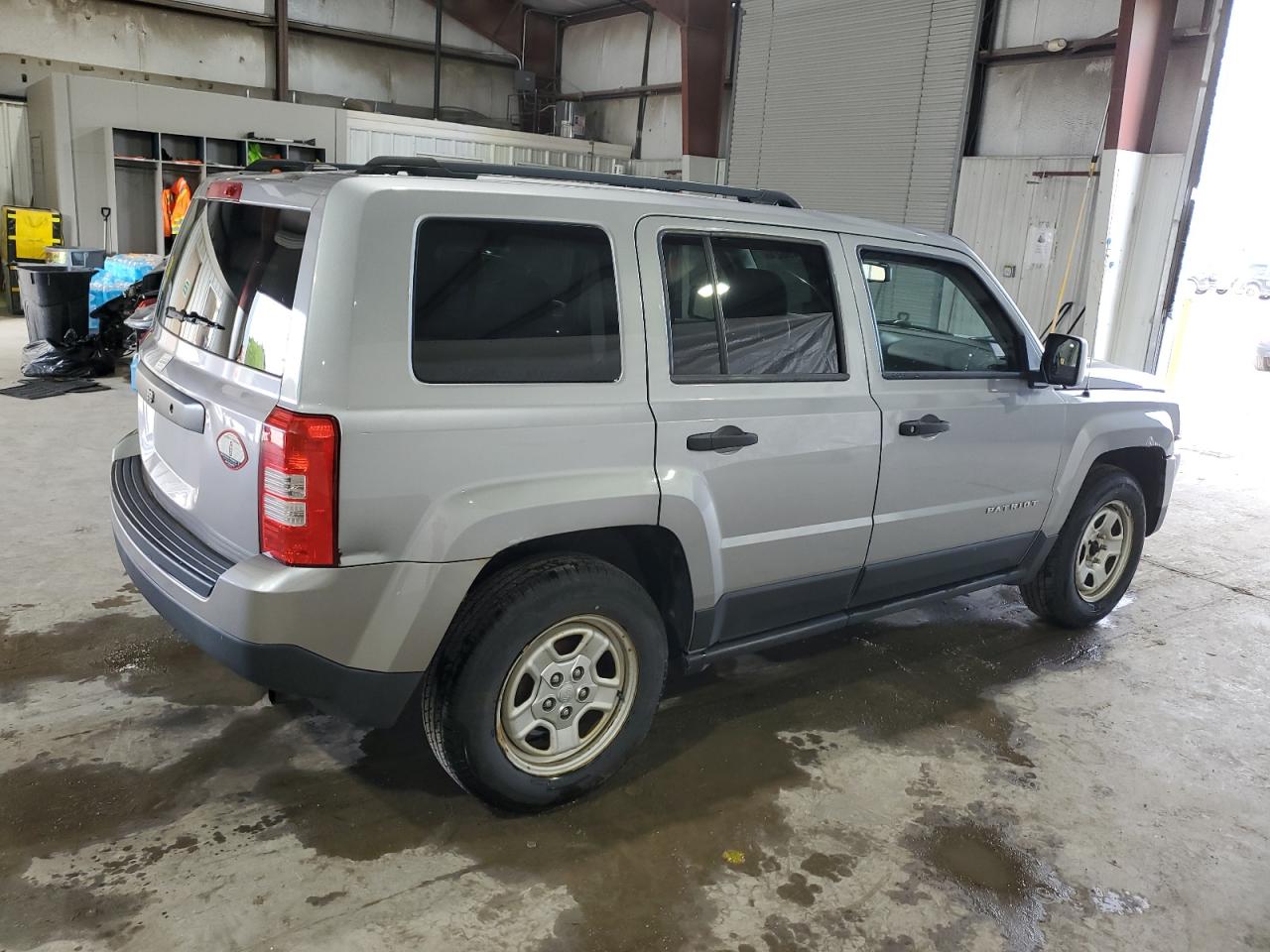 1C4NJPBB3FD171949 2015 Jeep Patriot Sport