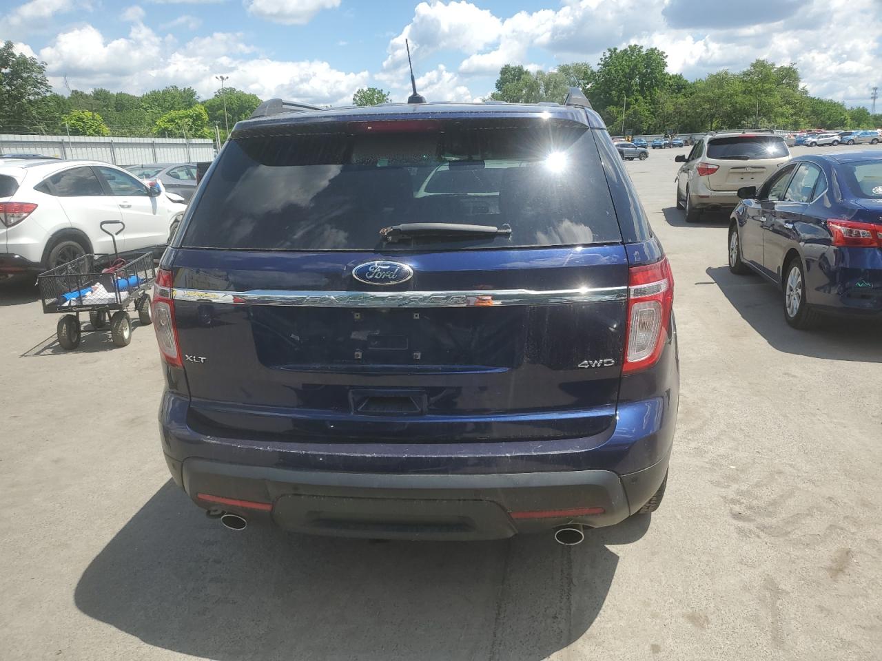 1FMHK8D89BGA58660 2011 Ford Explorer Xlt