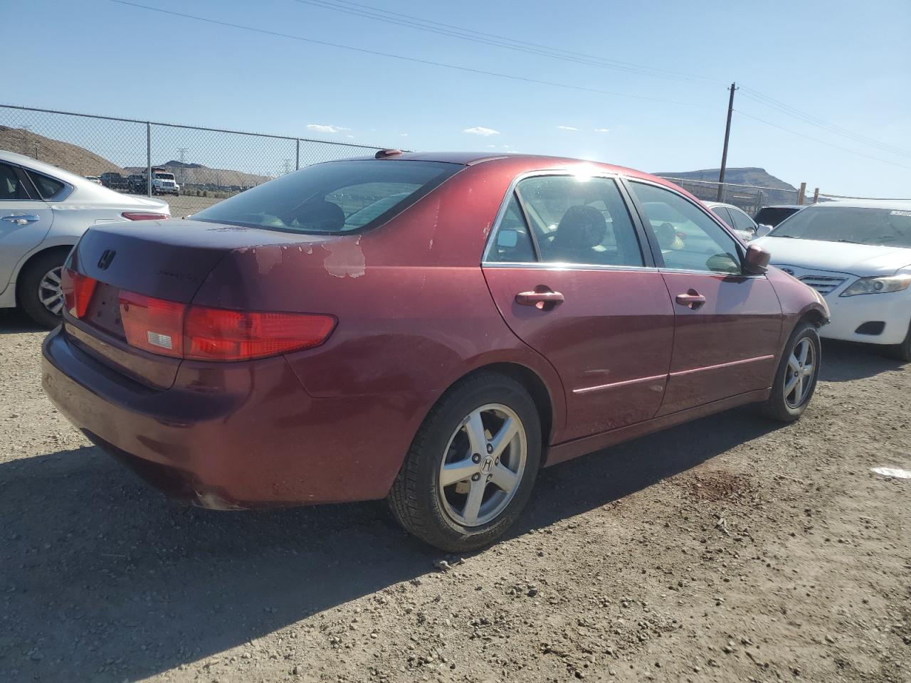 1HGCM56875A182228 2005 Honda Accord Ex