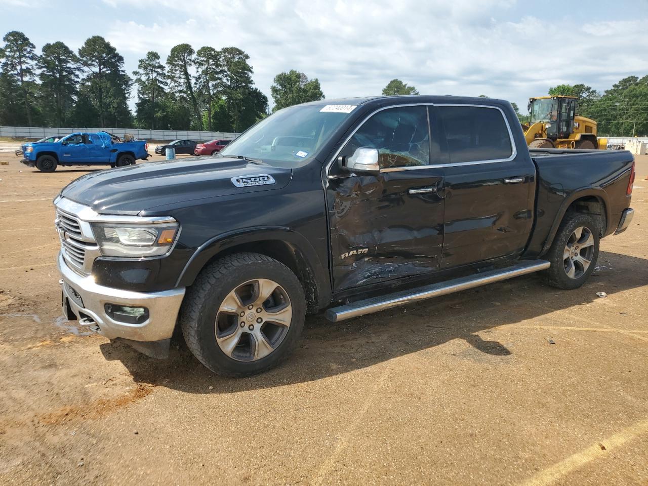 1C6RREJT4KN558112 2019 Ram 1500 Laramie