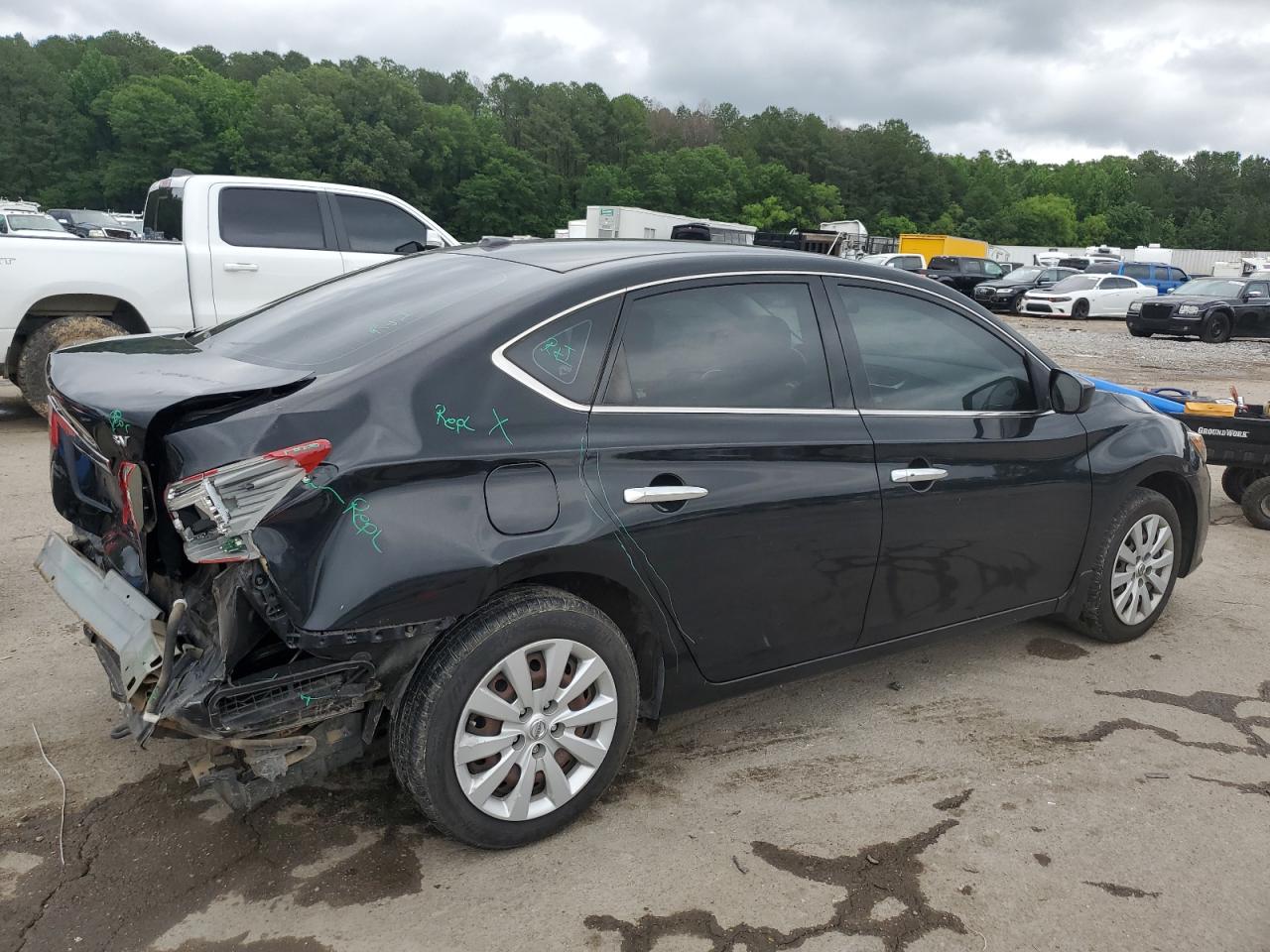 2016 Nissan Sentra S vin: 3N1AB7AP9GL680421