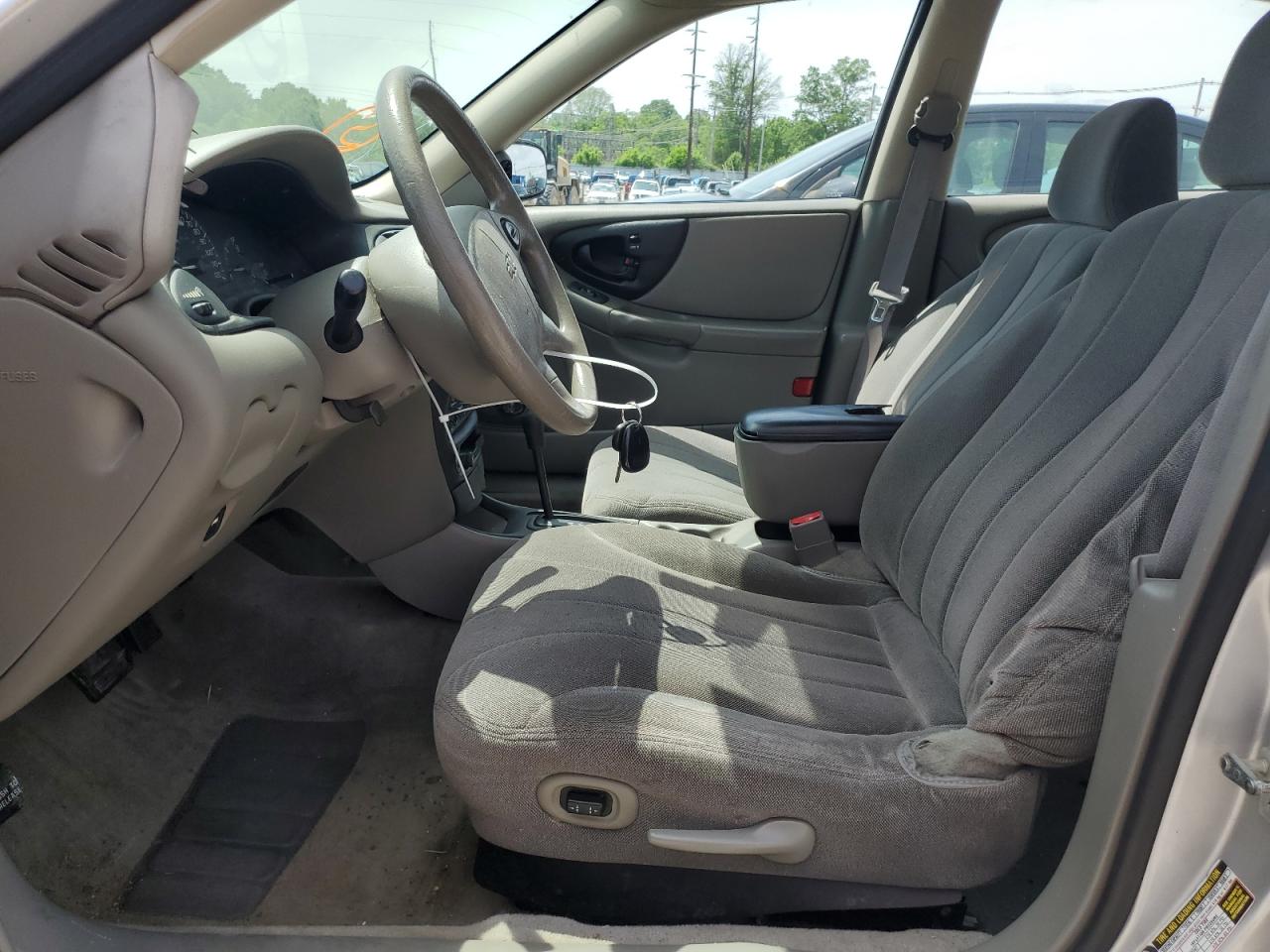 1G1ND52F85M175226 2005 Chevrolet Classic