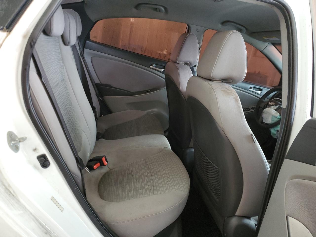 KMHCT4AE1GU979077 2016 Hyundai Accent Se