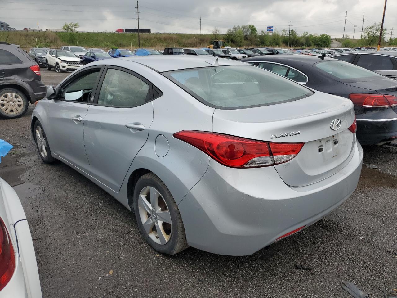 5NPDH4AE5DH367710 2013 Hyundai Elantra Gls