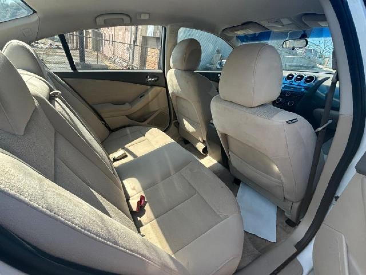 1N4AL2AP2CC226326 2012 Nissan Altima Base