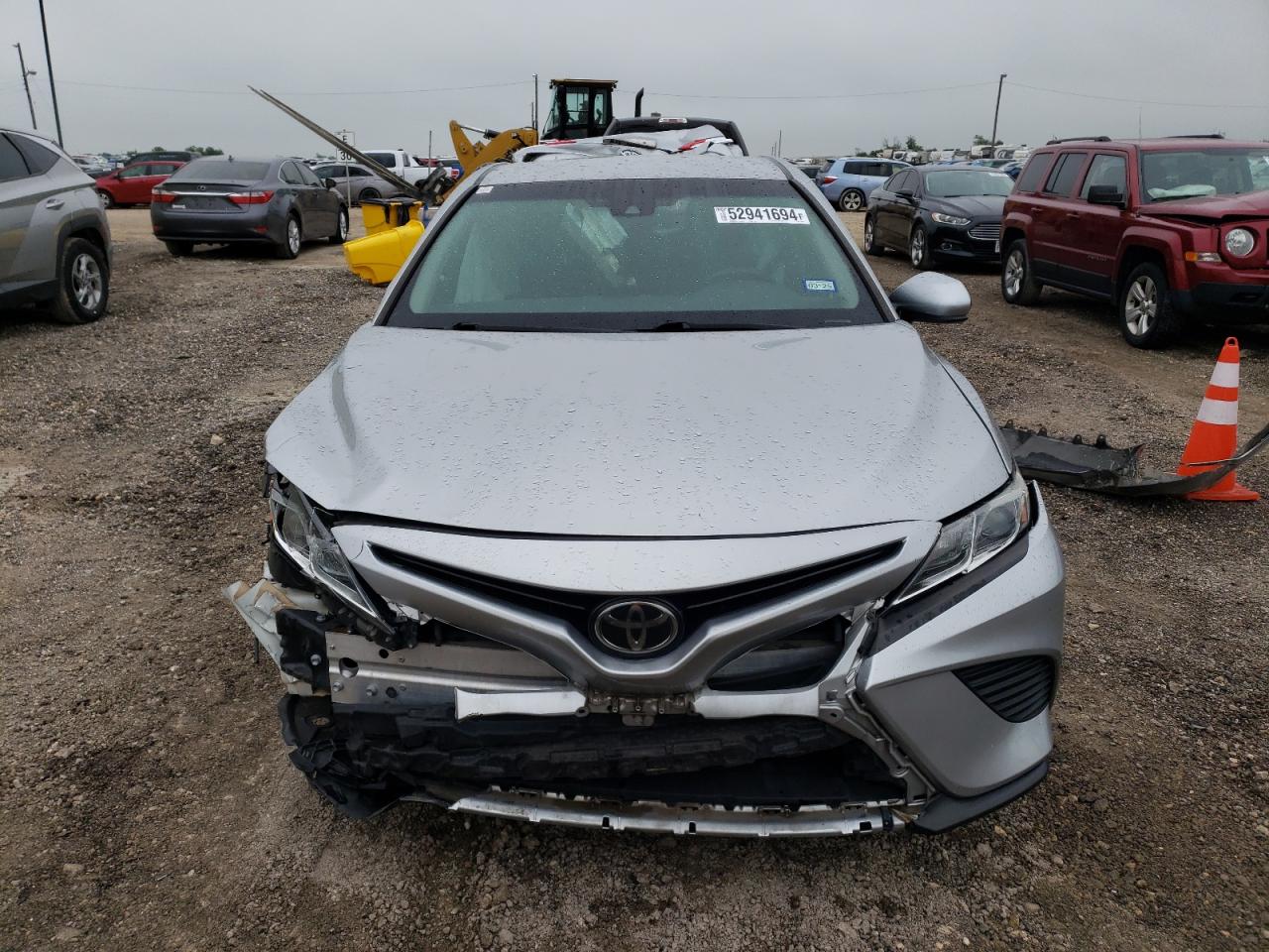 4T1B11HK3JU586149 2018 Toyota Camry L