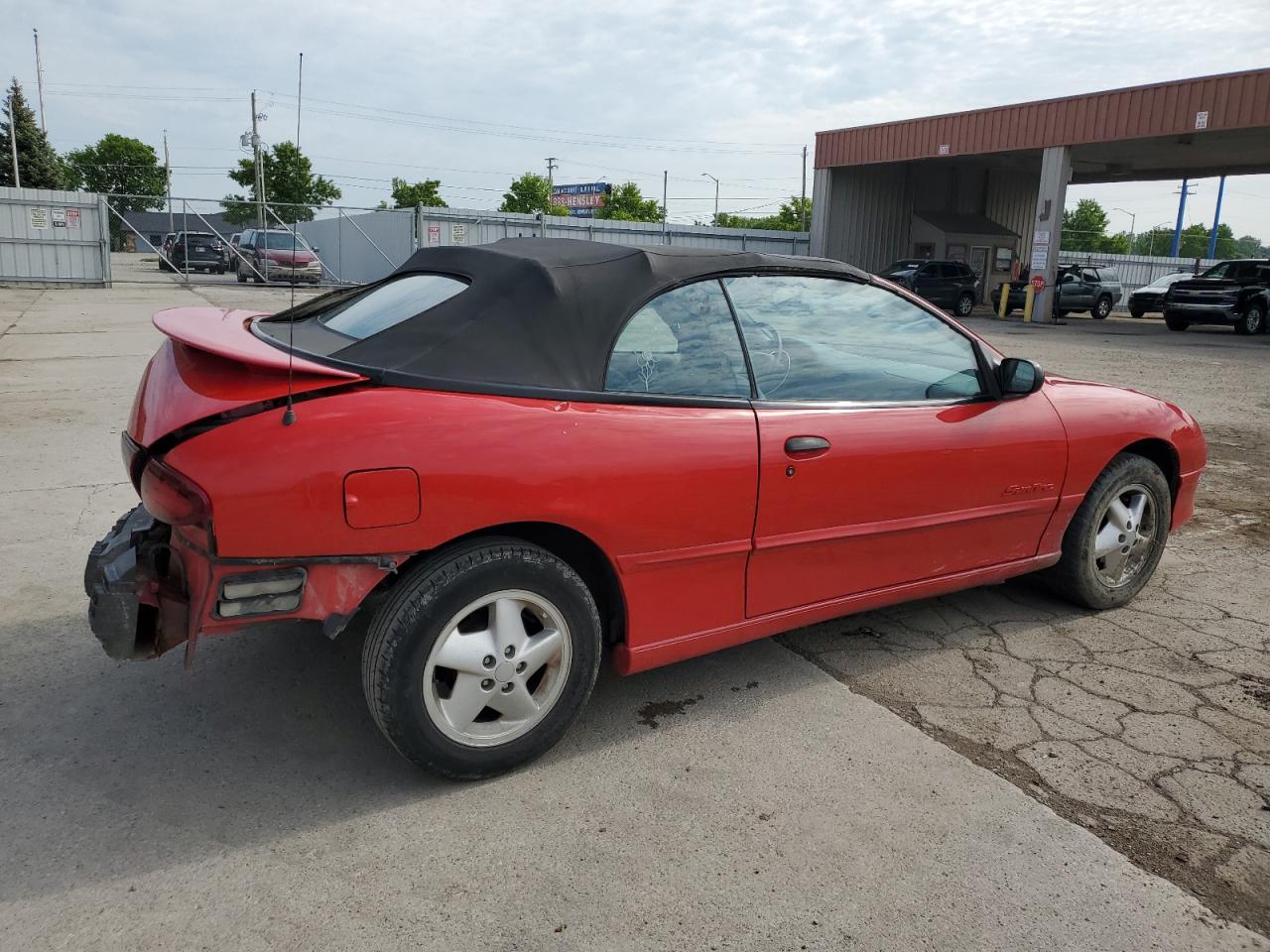 4G2JB32T7VB203974 1997 Pontiac Sunfire Se