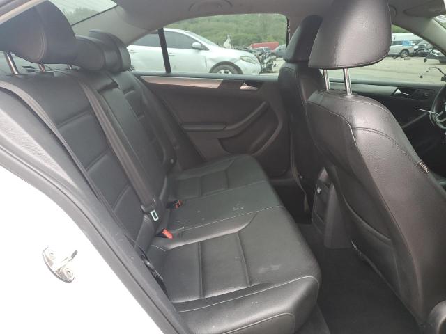 2015 VOLKSWAGEN JETTA SE - 3VWD17AJ4FM313778