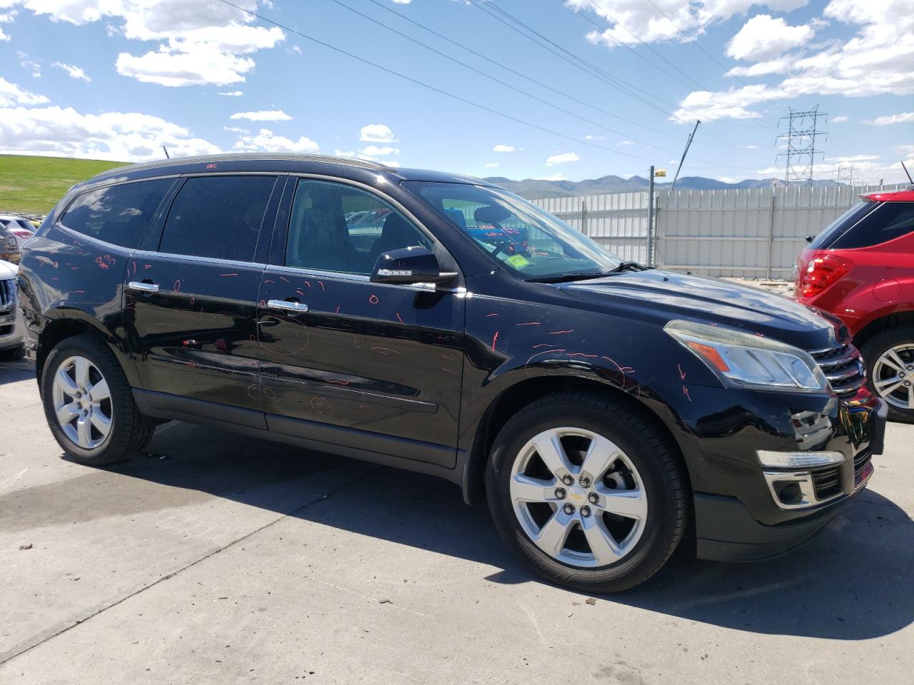 1GNKVGKD1HJ318919 2017 Chevrolet Traverse Lt