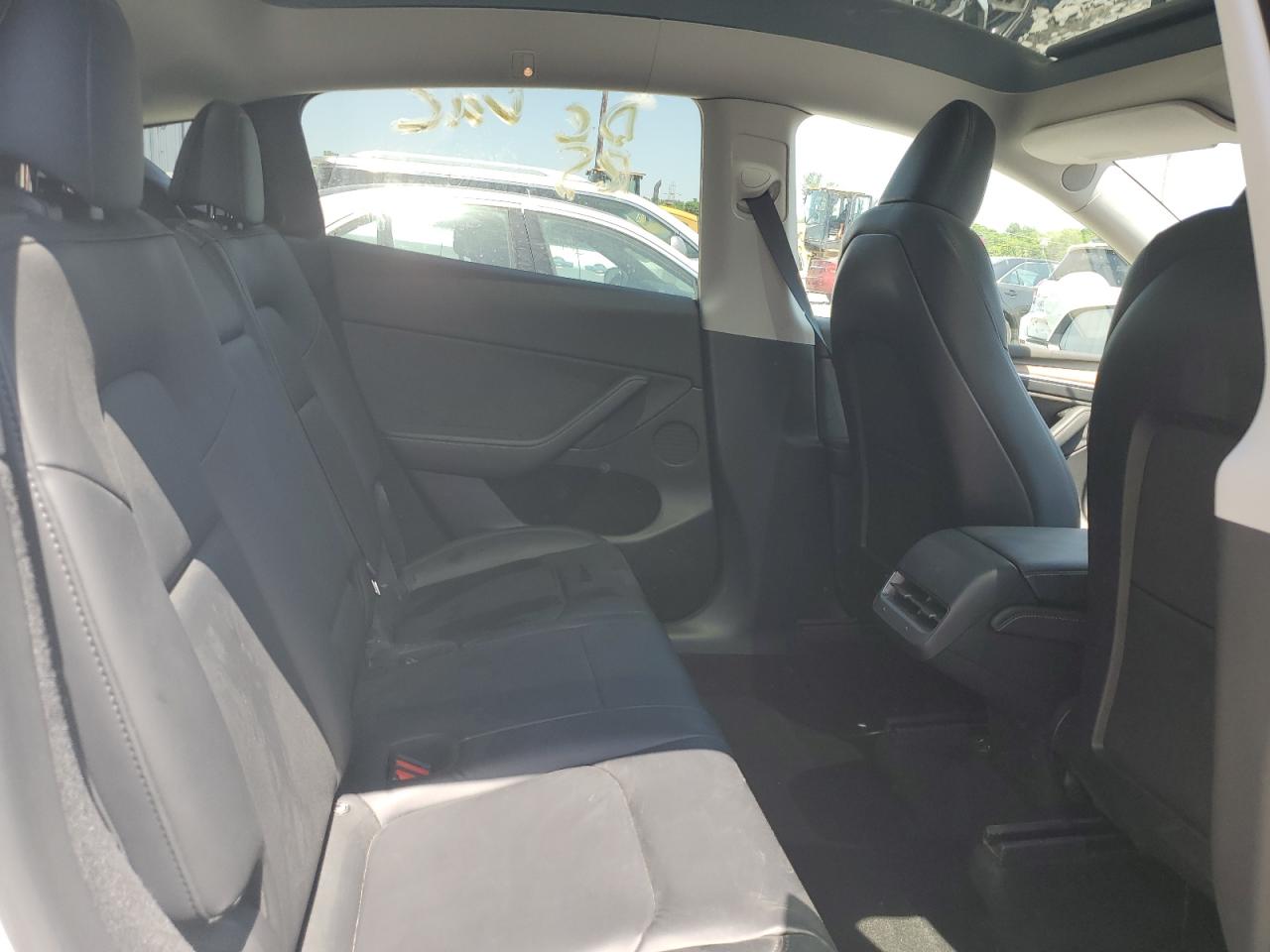 7SAYGDEE8PA071940 2023 Tesla Model Y