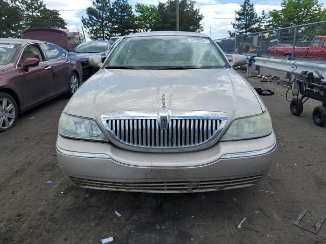 2003 Lincoln Town Car Signature VIN: 1LNHM82W73Y621065 Lot: 54929224