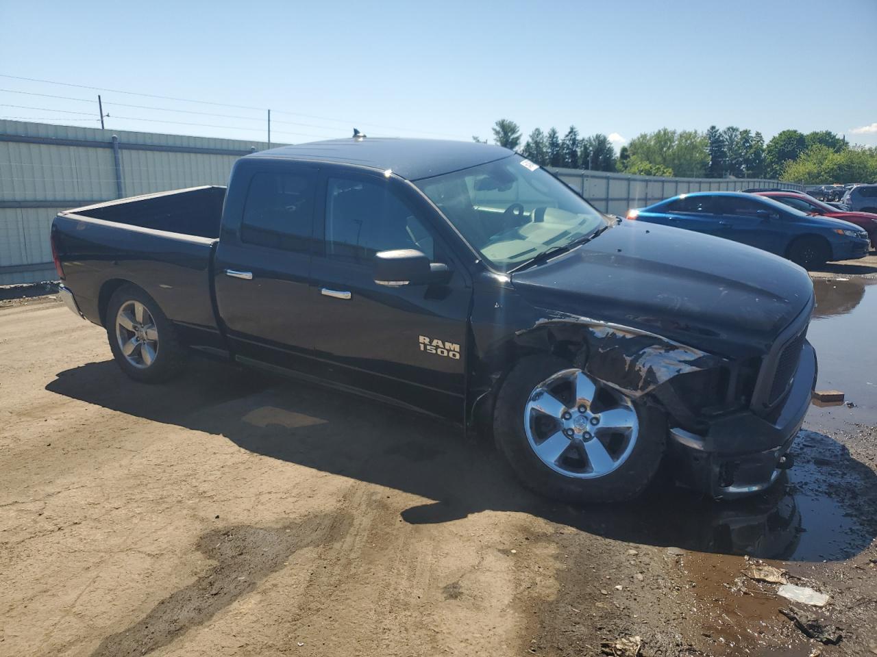 1C6RR7GT2FS589076 2015 Ram 1500 Slt