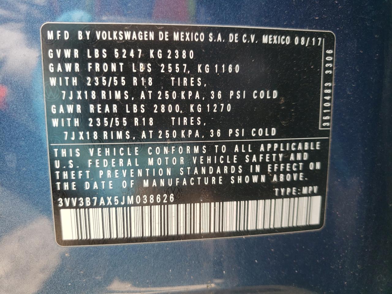 3VV3B7AX5JM038626 2018 Volkswagen Tiguan Se