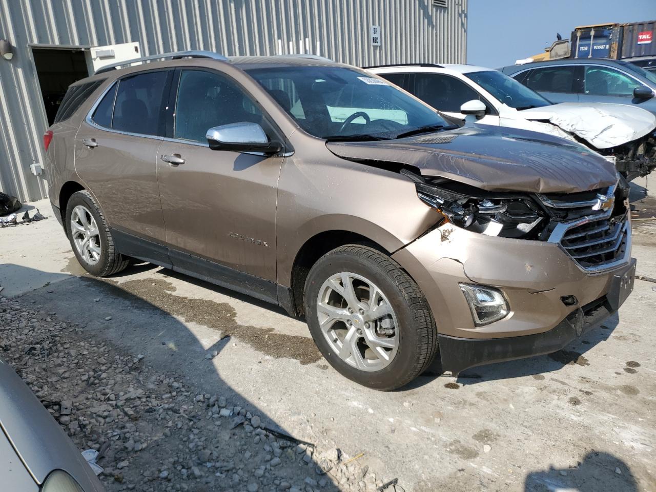 2018 Chevrolet Equinox Premier vin: 2GNAXVEV0J6221213