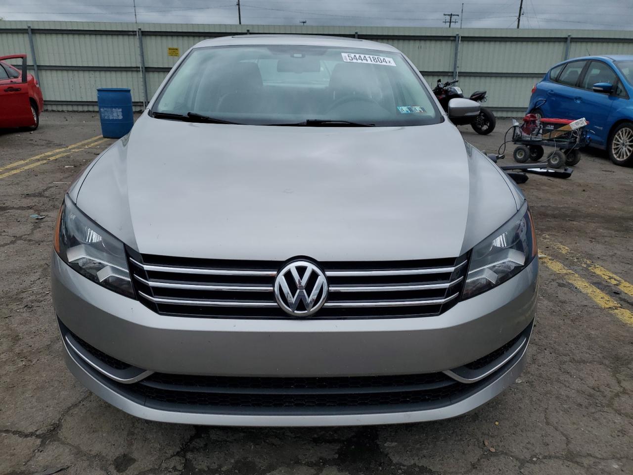 1VWBT7A38EC076490 2014 Volkswagen Passat Se