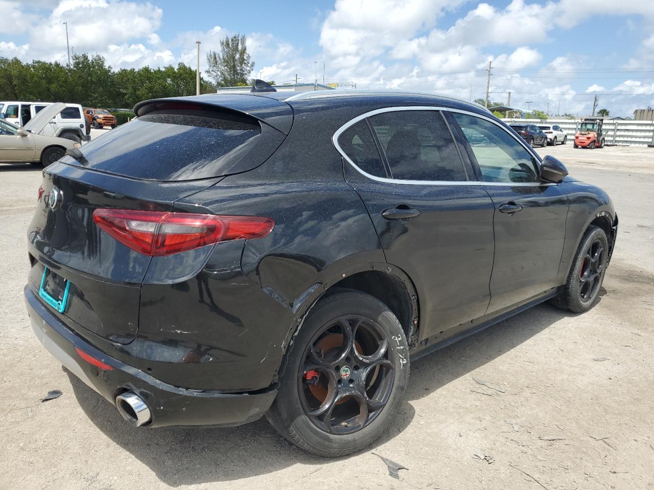 ZASFAKAN3J7B61925 2018 Alfa Romeo Stelvio