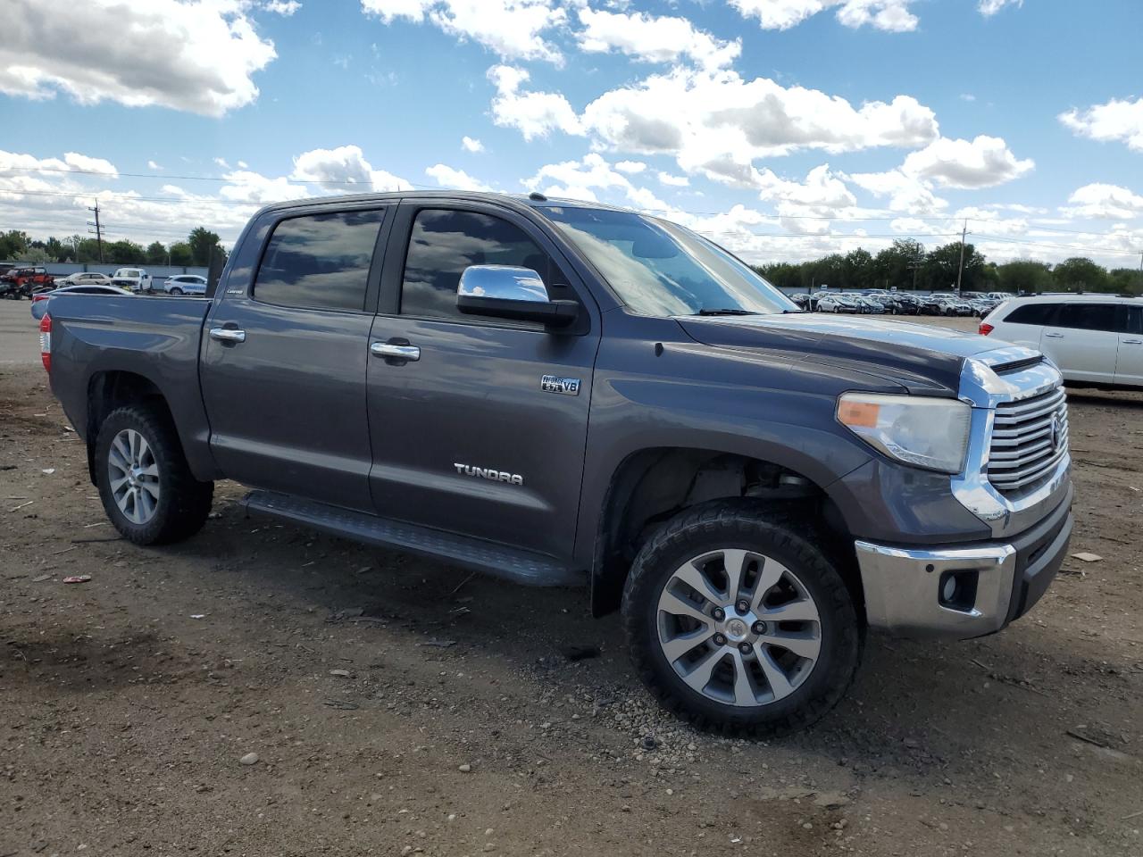 5TFHY5F15HX636716 2017 Toyota Tundra Crewmax Limited