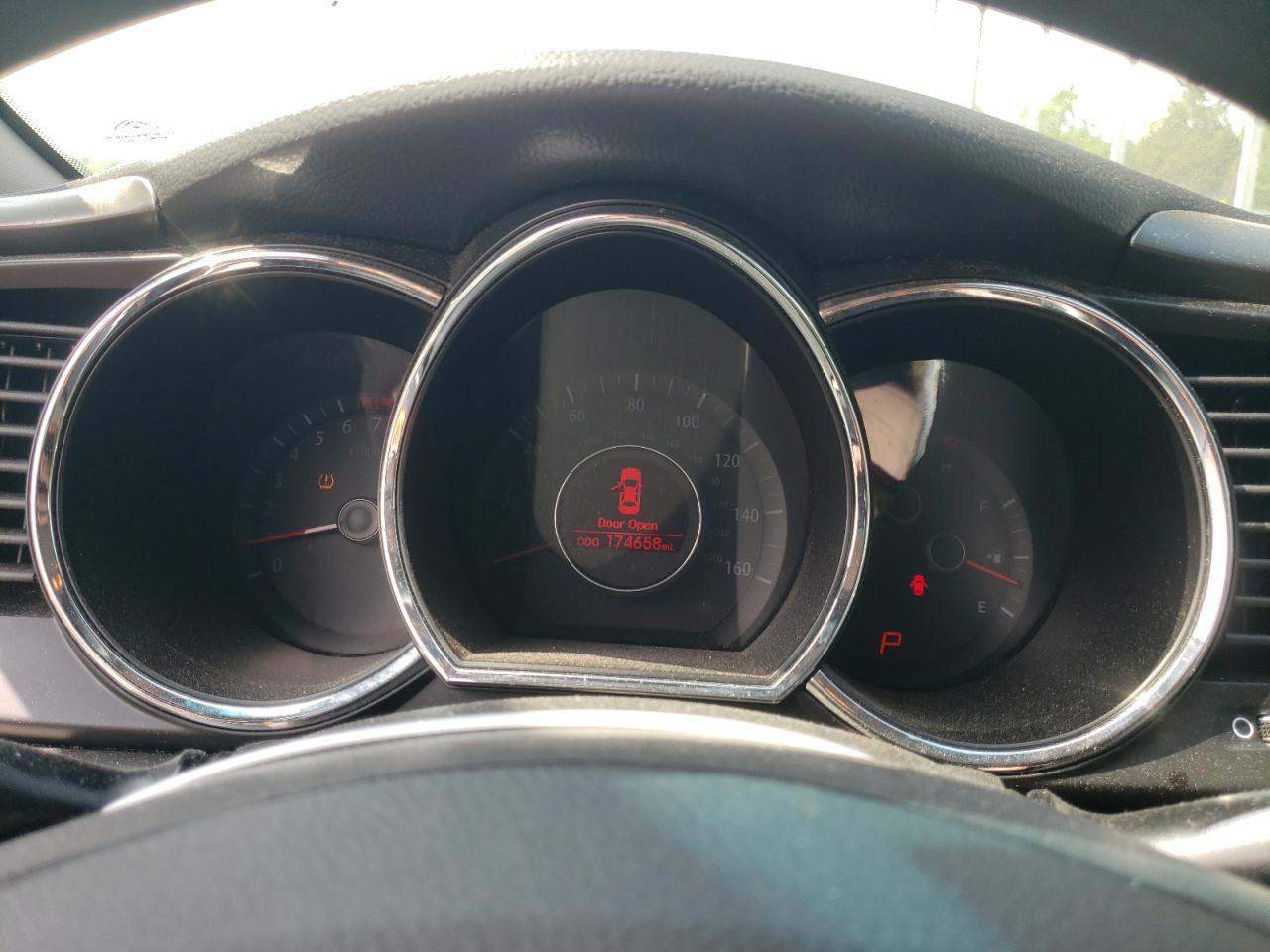 KNAGM4A72B5070026 2011 Kia Optima Lx