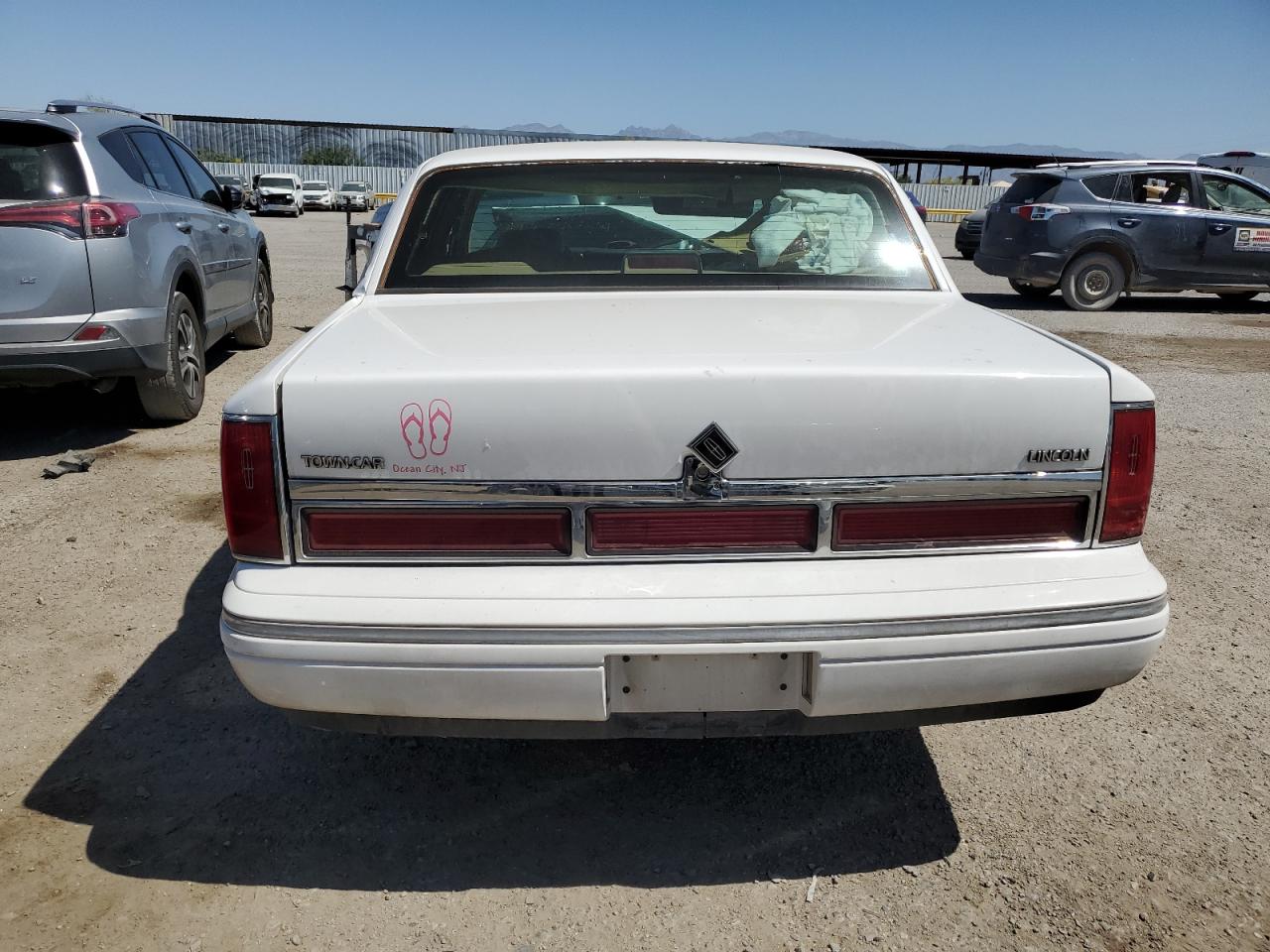 1LNLM82W1SY639165 1995 Lincoln Town Car Signature