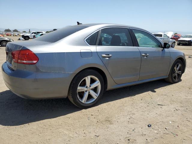 Lot #2507907000 2012 VOLKSWAGEN PASSAT SE salvage car