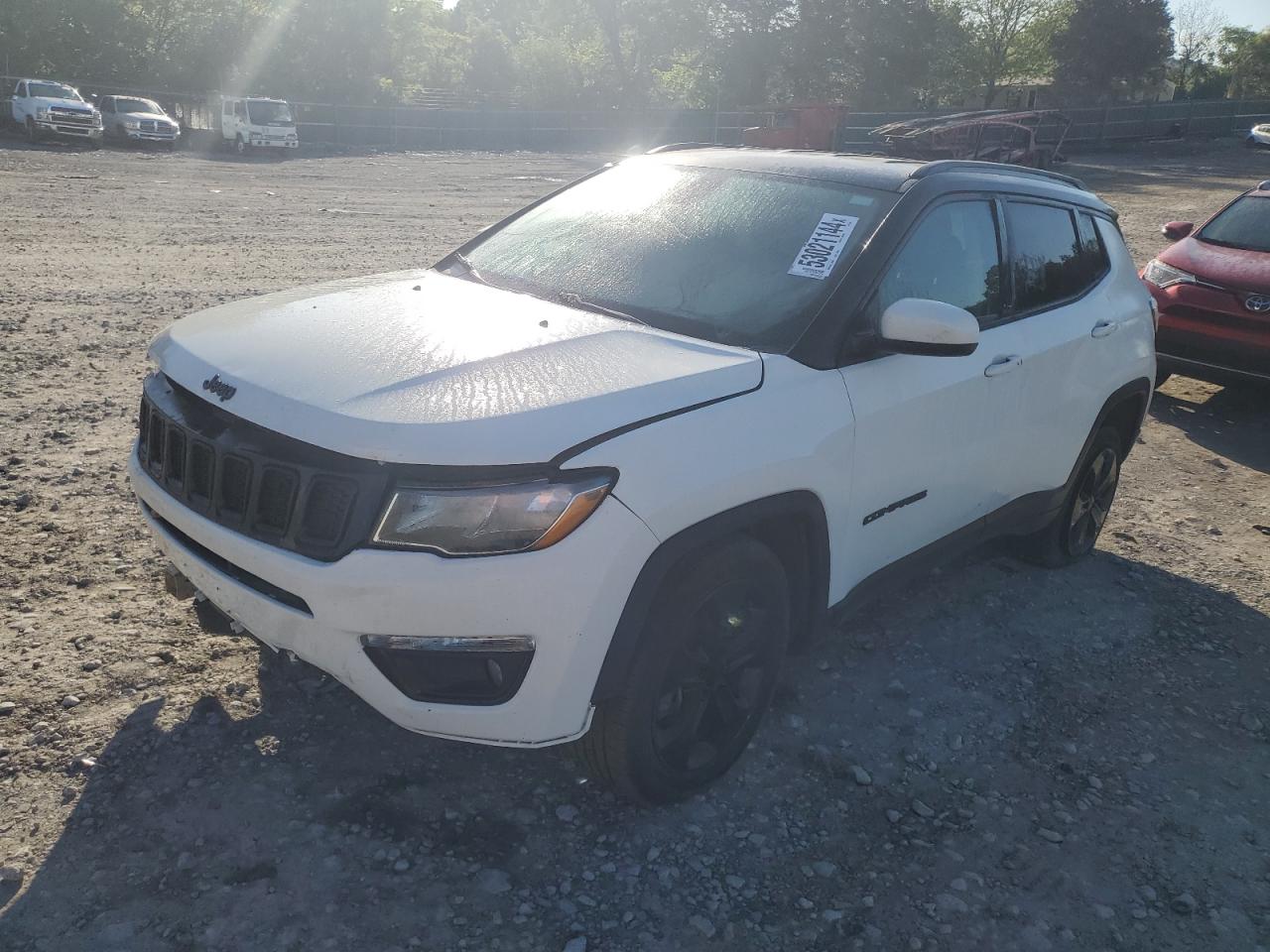 3C4NJDBB3JT320653 2018 Jeep Compass Latitude