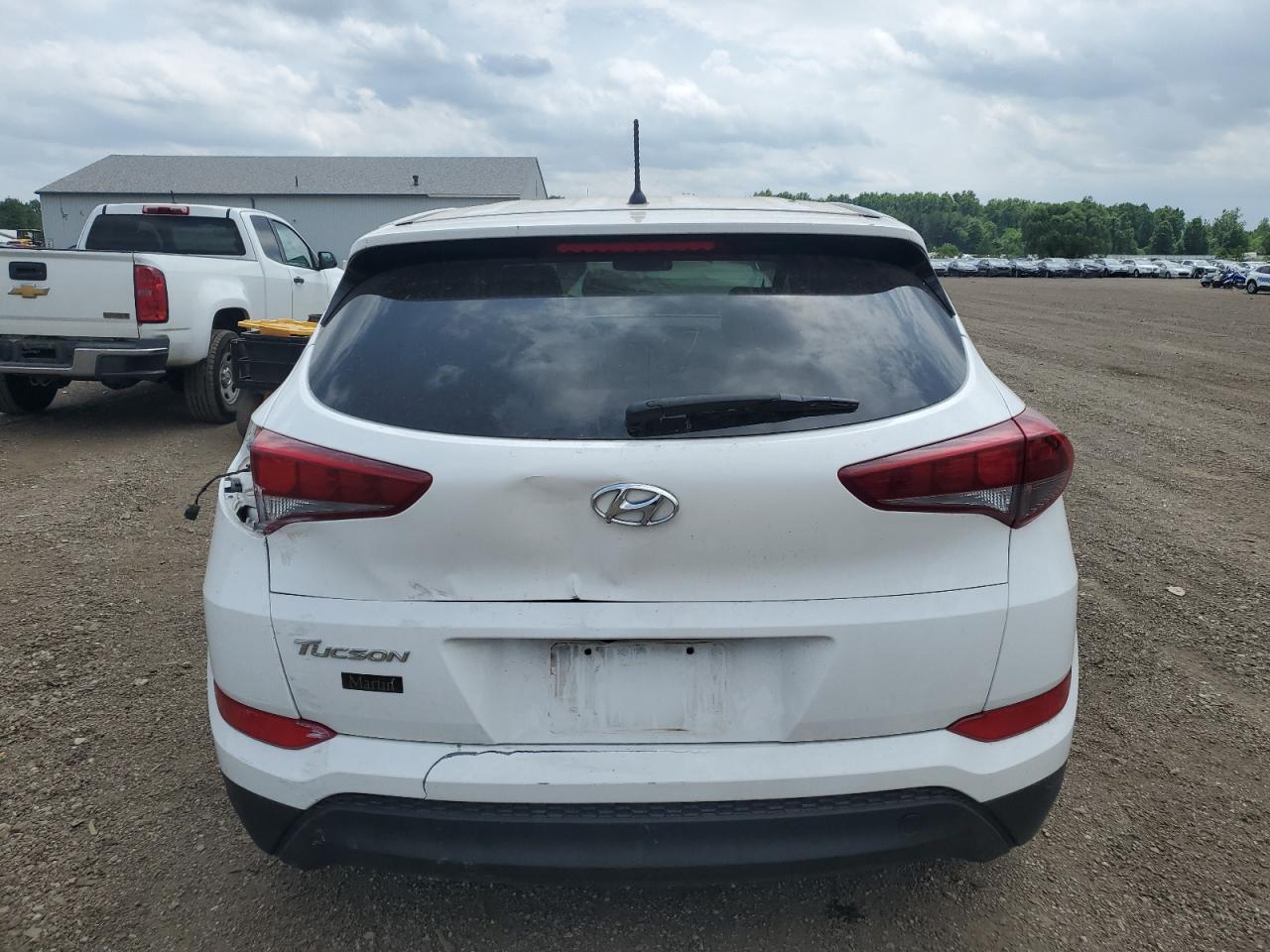 KM8J23A43JU824436 2018 Hyundai Tucson Se