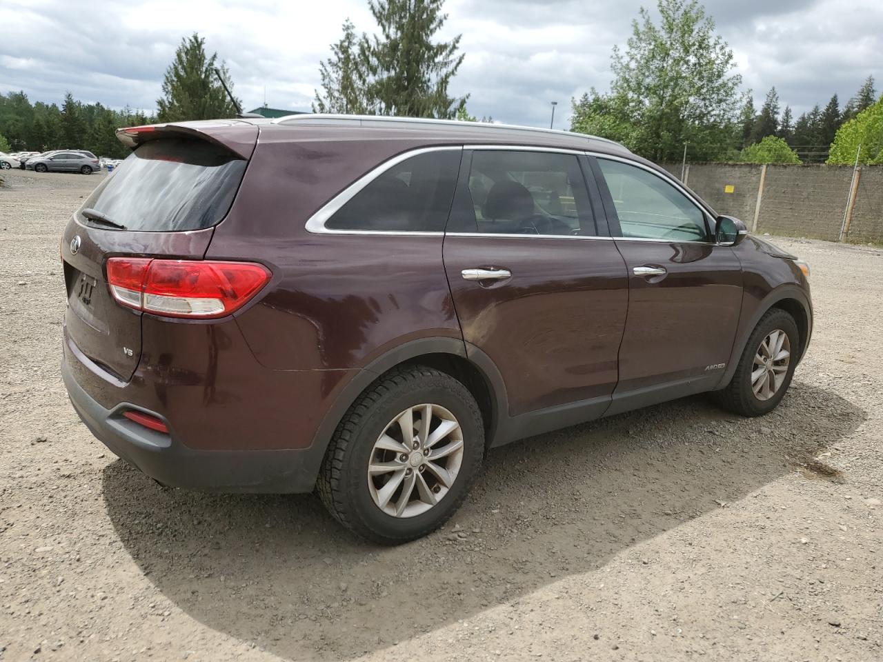 2018 Kia Sorento Lx vin: 5XYPGDA51JG353175