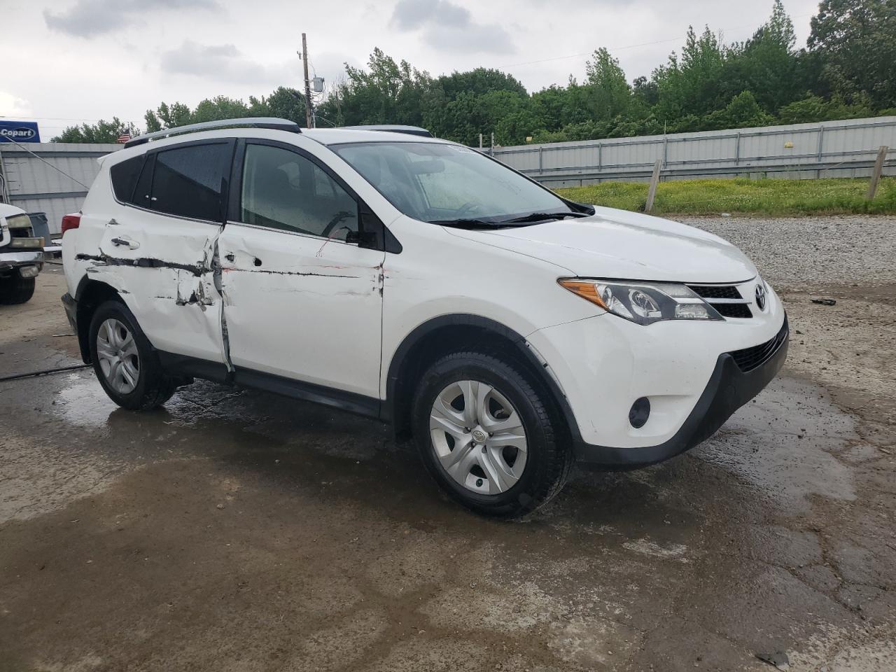 2015 Toyota Rav4 Le vin: JTMZFREV8FD070054