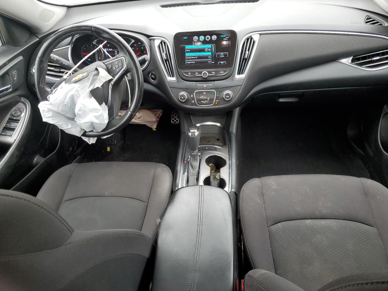 1G1ZE5ST4HF220062 2017 Chevrolet Malibu Lt