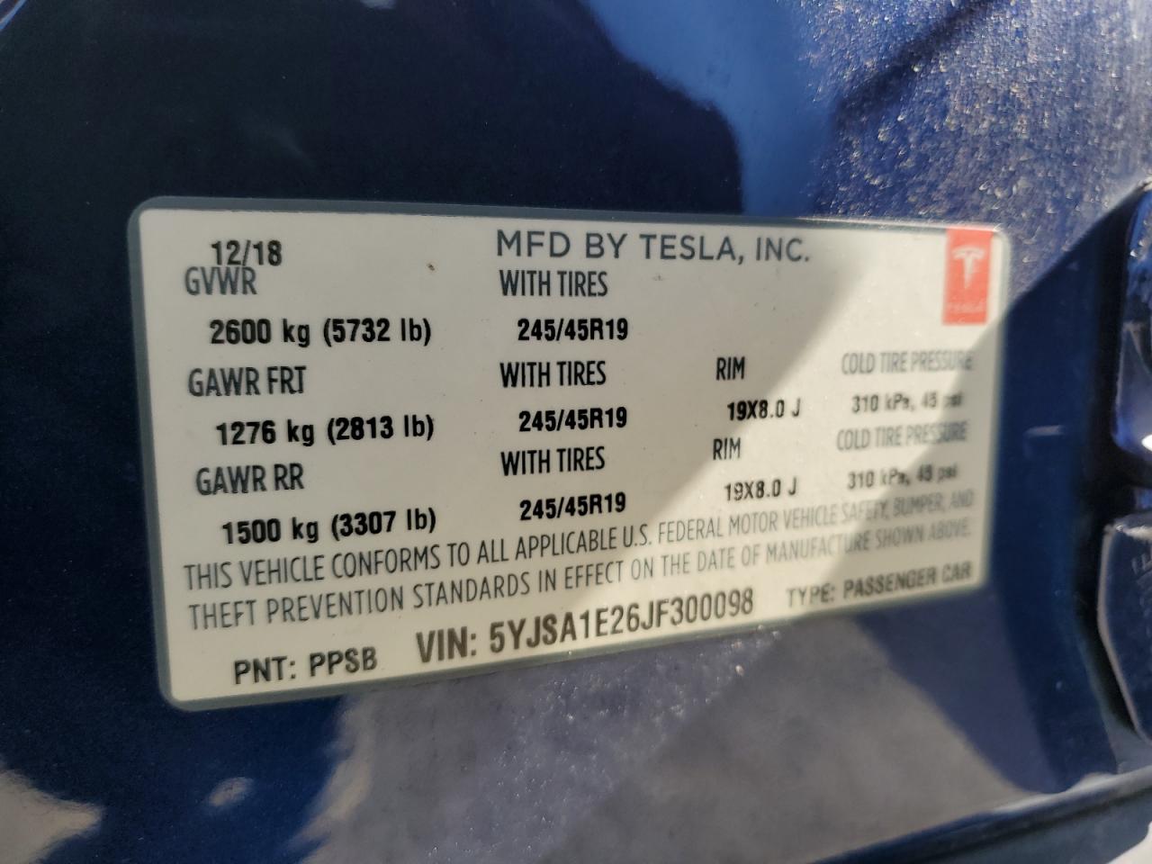 5YJSA1E26JF300098 2018 Tesla Model S