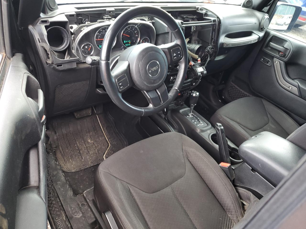 1C4AJWAG6DL590323 2013 Jeep Wrangler Sport