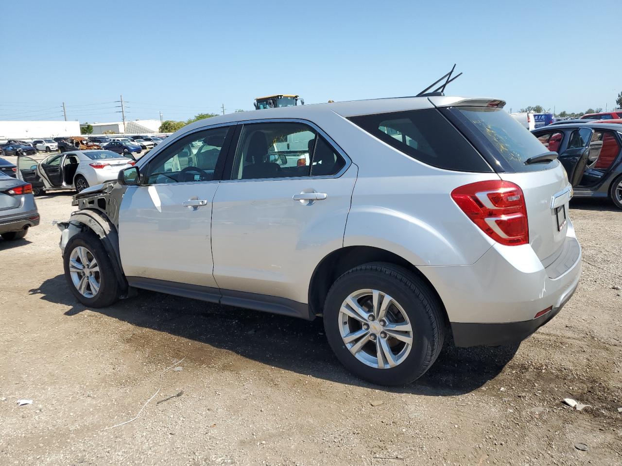 2GNALBEK4H1608595 2017 Chevrolet Equinox Ls