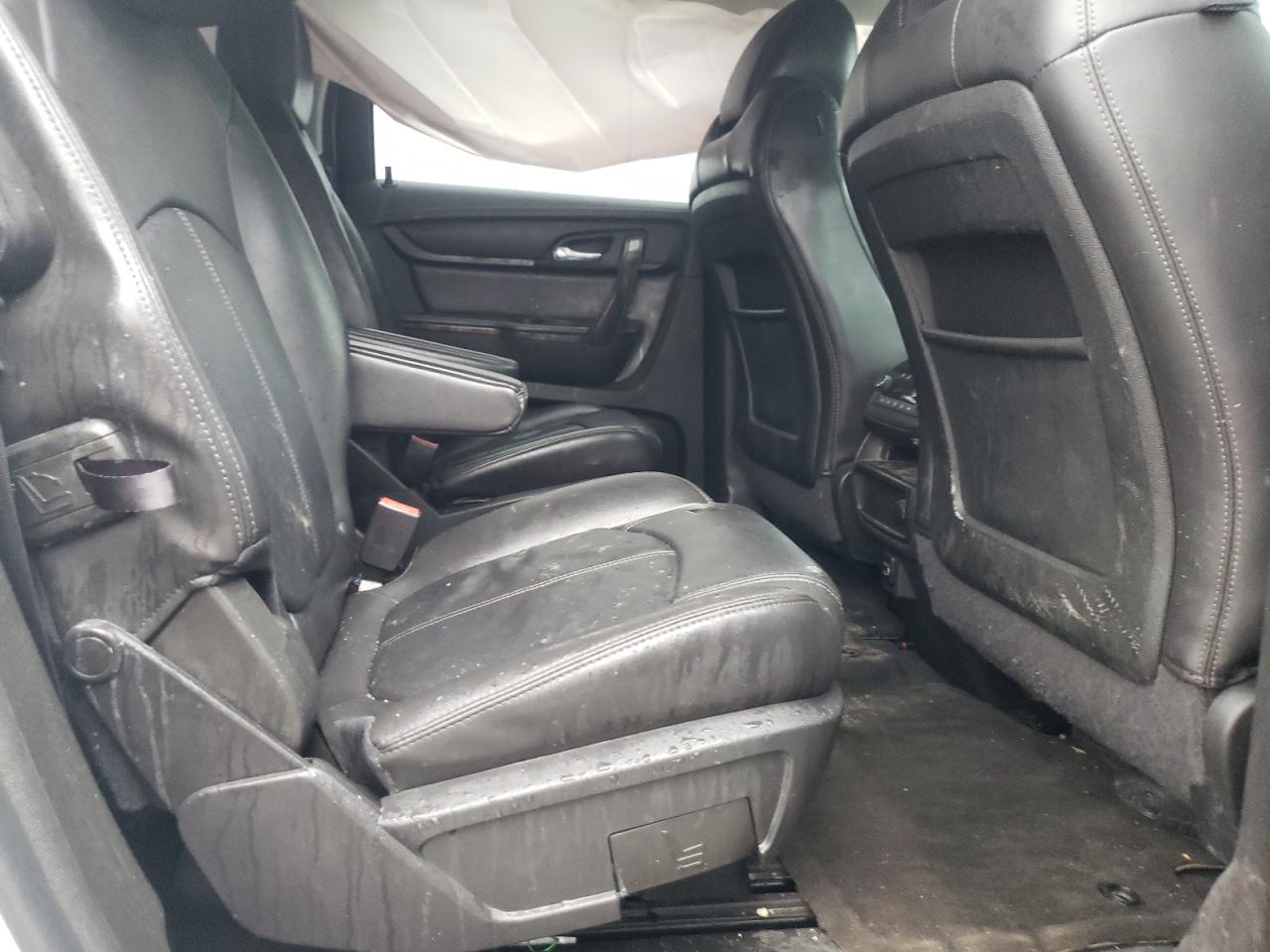 1GKKVSKDXHJ199493 2017 GMC Acadia Limited Slt-2