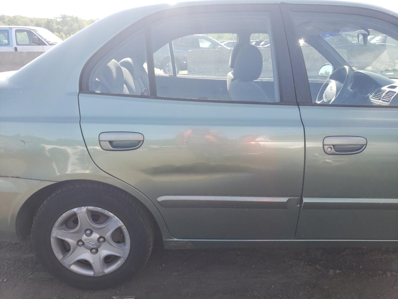 KMHCG45C43U498229 2003 Hyundai Accent Gl