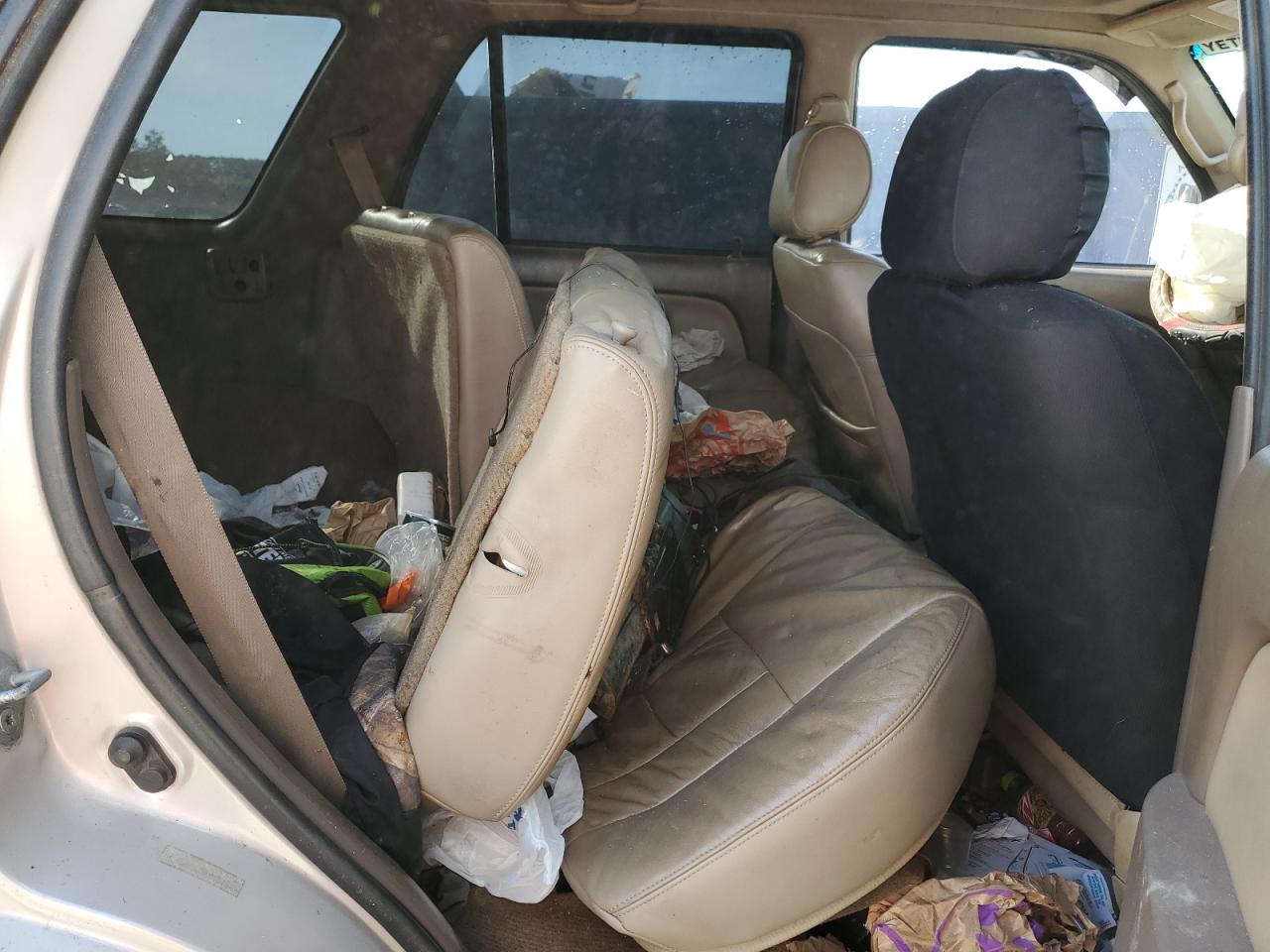 JT3GN87R1W0074592 1998 Toyota 4Runner Limited