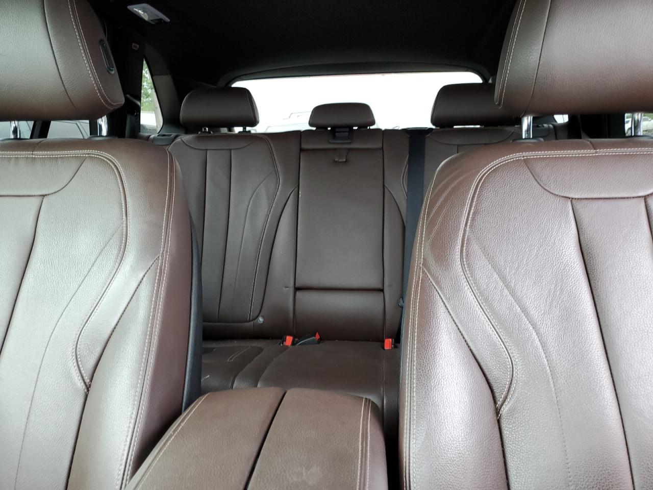 5UXKT0C57J0W00859 2018 BMW X5 Xdr40E