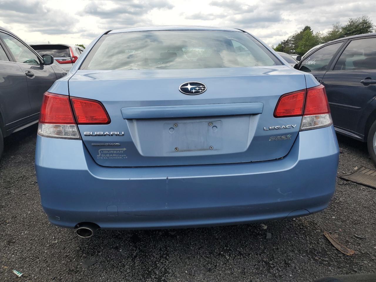 4S3BMBG63A3220493 2010 Subaru Legacy 2.5I Premium