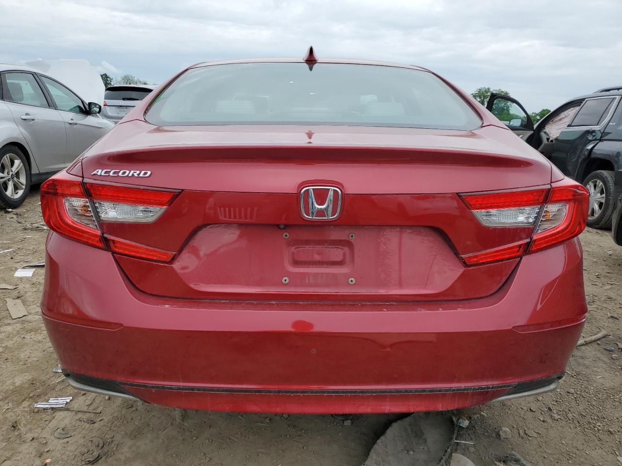 1HGCV1F17JA119701 2018 Honda Accord Lx